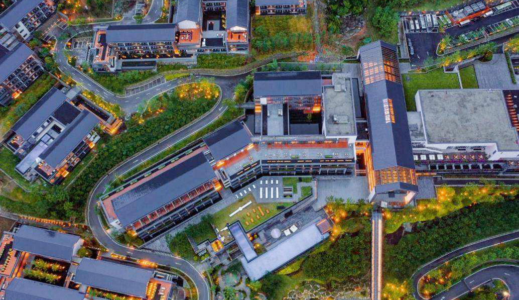 泸州郎酒天宝洞休闲度假酒店