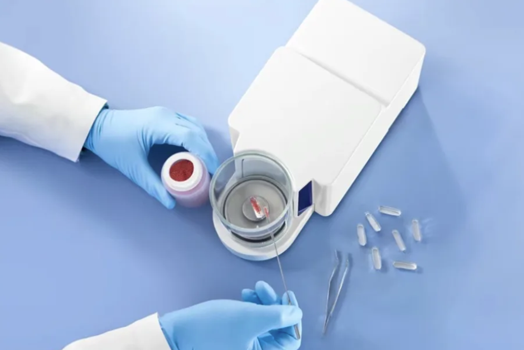 中国药典变化，准备好了吗？ | 称量容器——天平上的“隐形舞者”