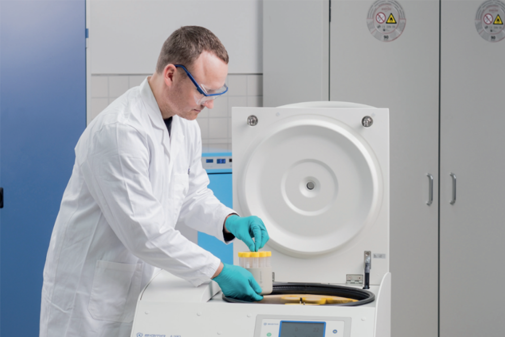 离心的科学密码：为何4℃成为实验的黄金标准？