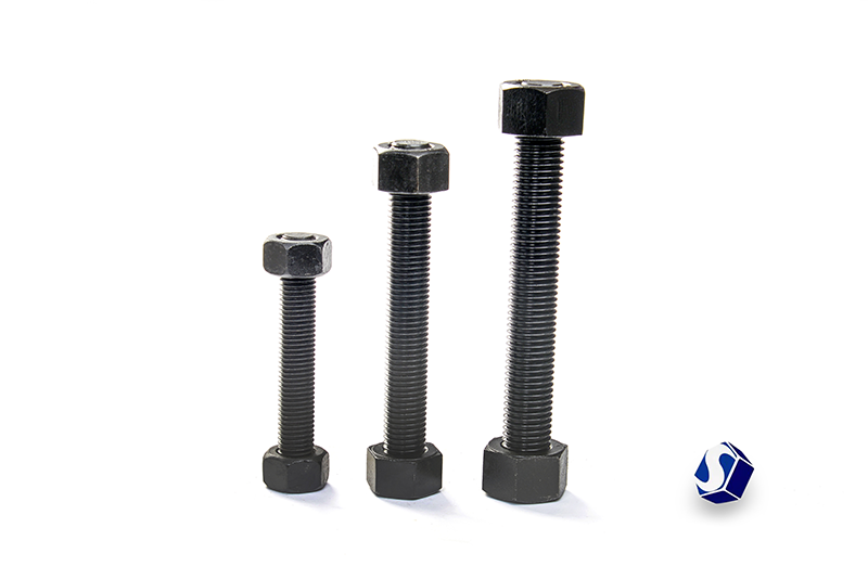 STUD BOLTS WITH NUTS