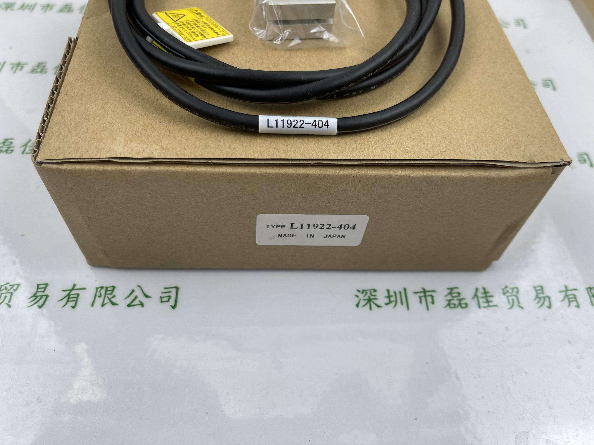 滨松hamamatsu   L11922-404  LC-L1V3系列LED-UV光源照射头