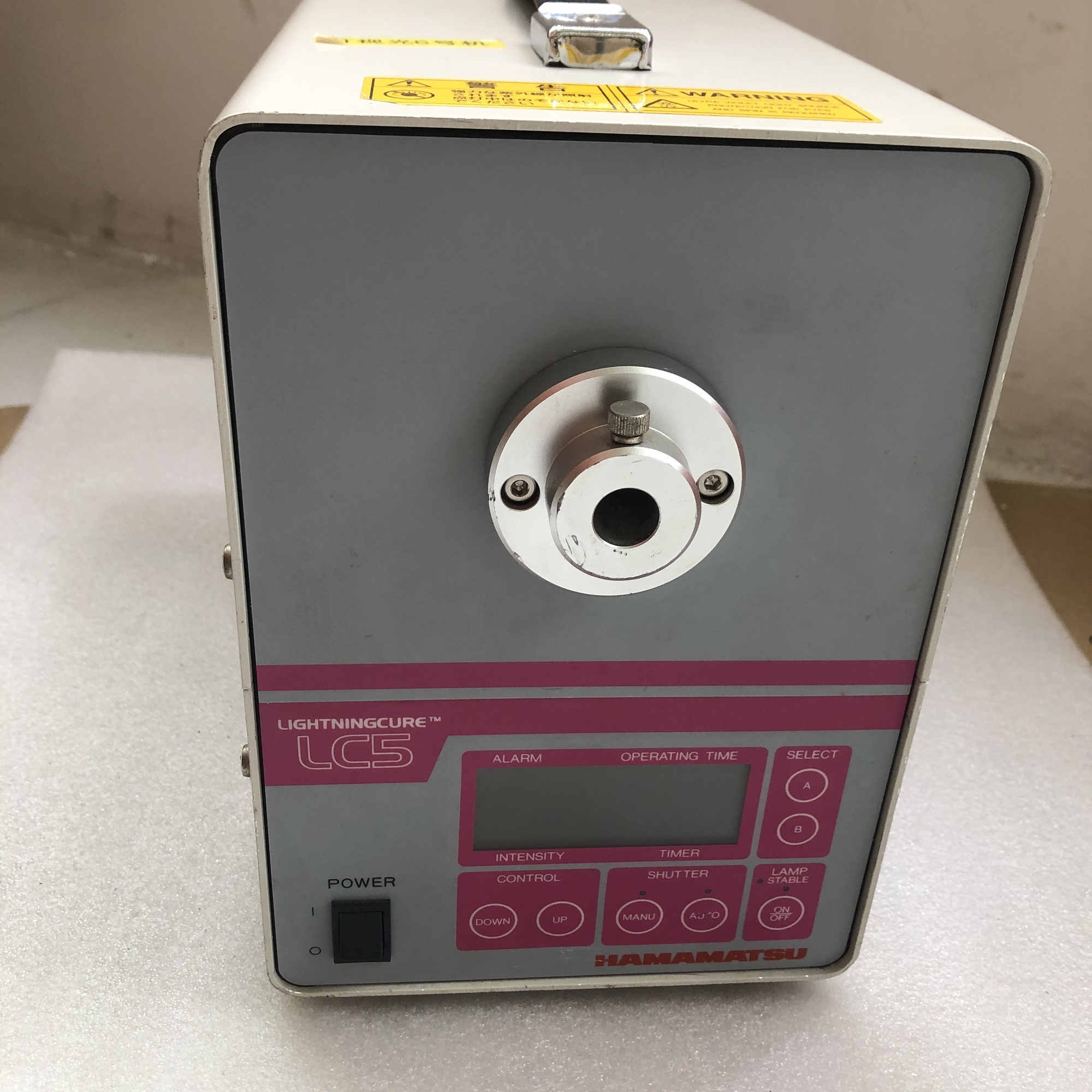 滨松Hamamatsu   LC5系列  L8333-03   可视光源机器