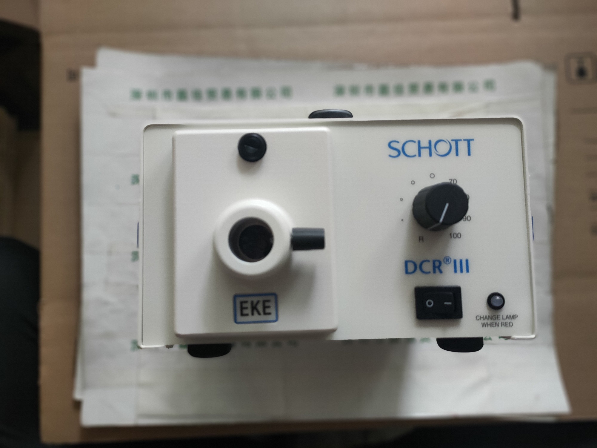 肖特SCHOTT   DCRIII   A20800   卤素光源机器  