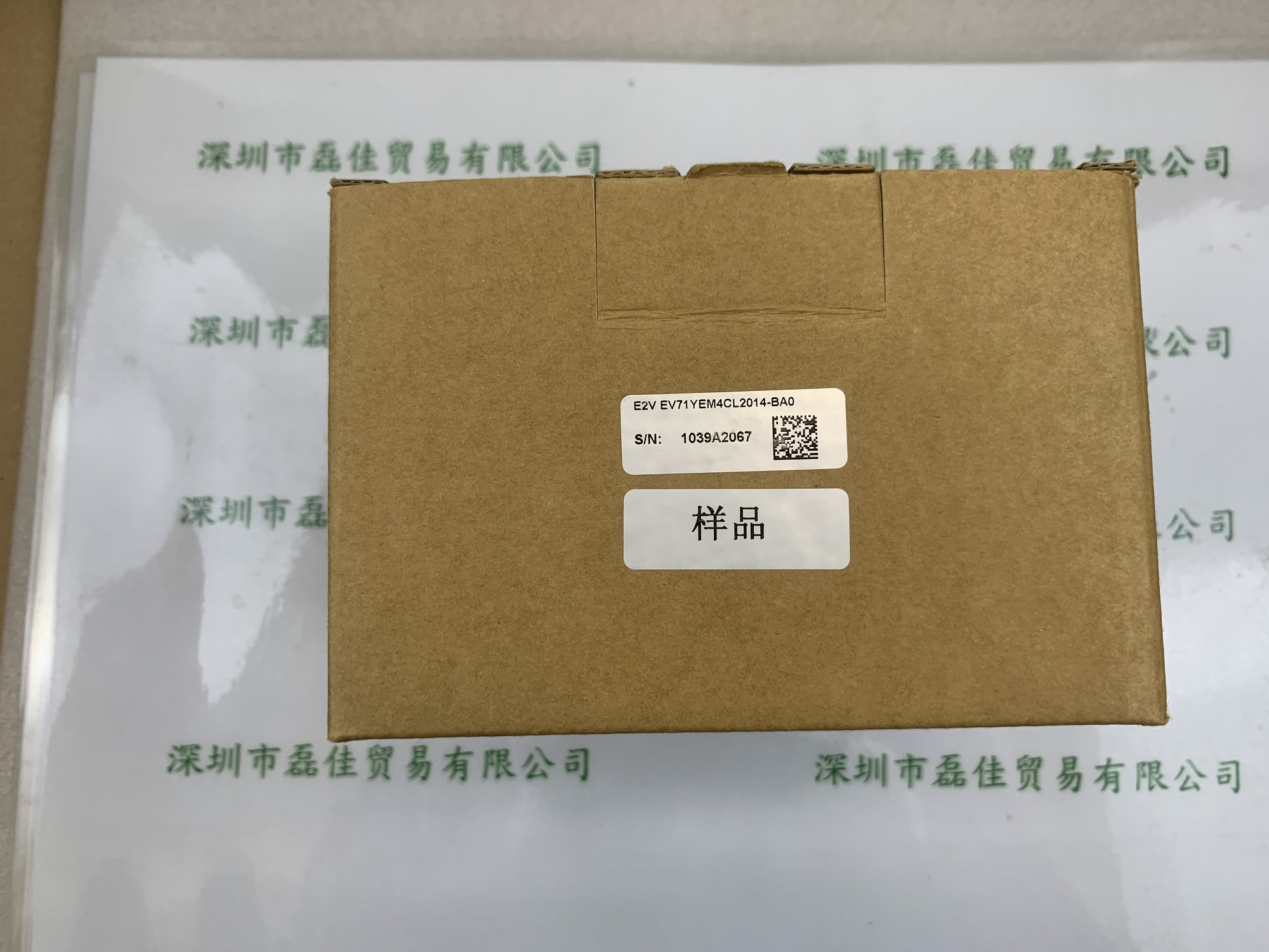 E2V  EV71YEM4CL2014-BA0  相机