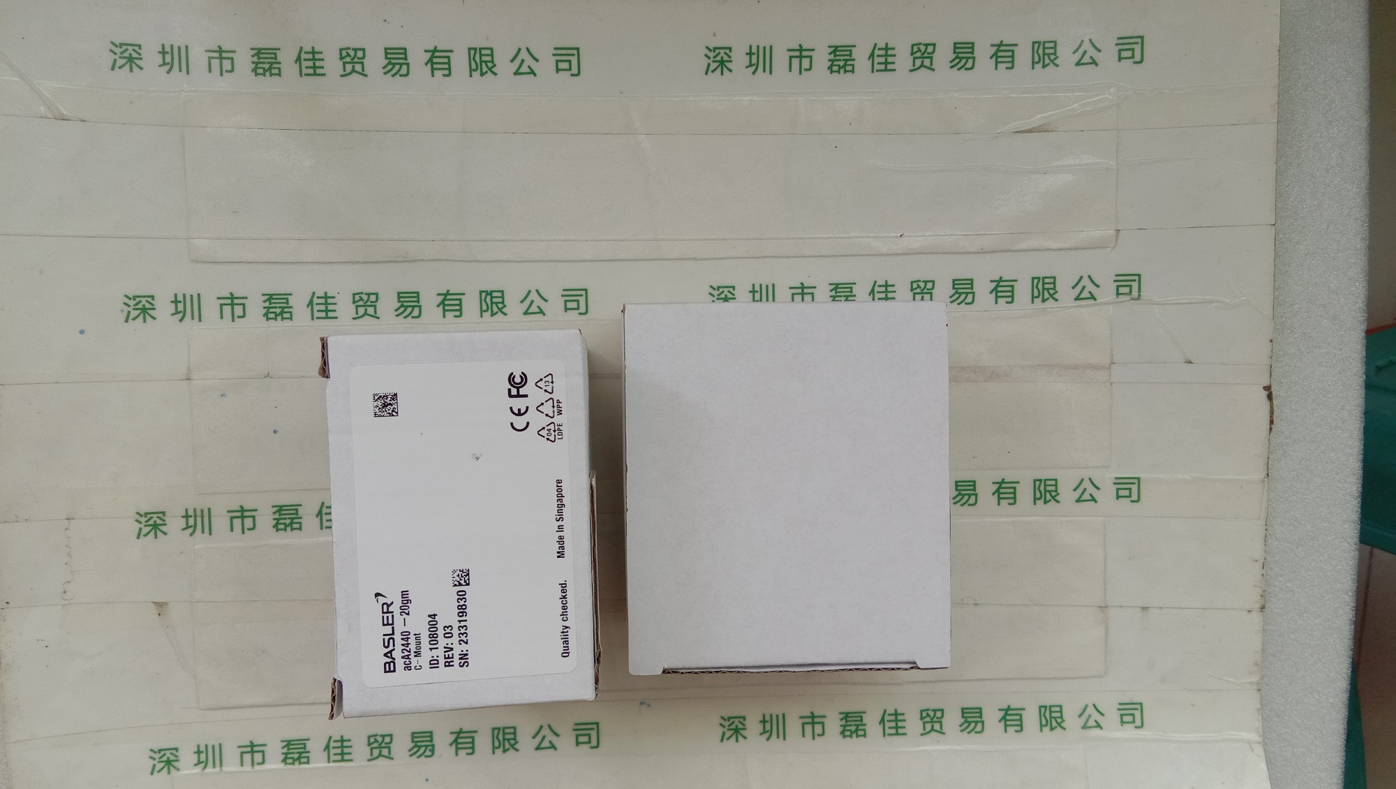 巴斯勒basler   aca2440-20gm   工业相机
