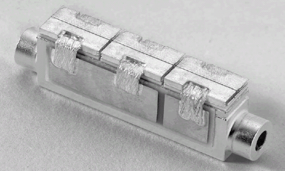 Sintec新特 ARR01C060 (Derringer) 60W连续二极管激光列阵（巴条）