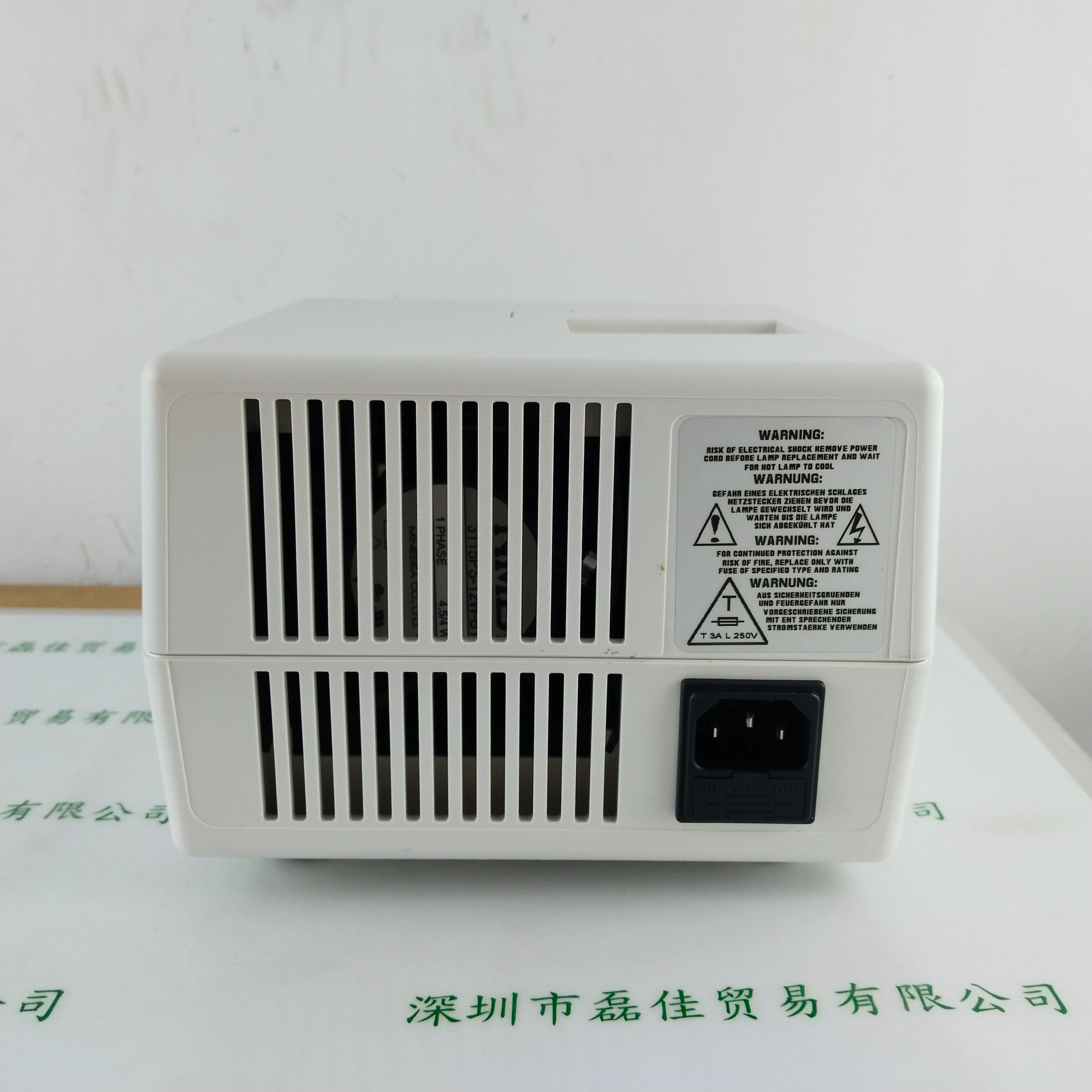 Dolan-Jenner Fiber-Lite MI-150 光源机