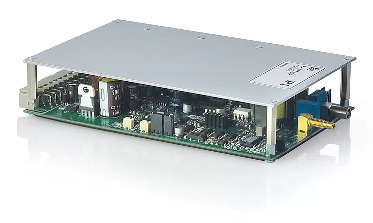 PI普爱 E-617 高功率压电放大器