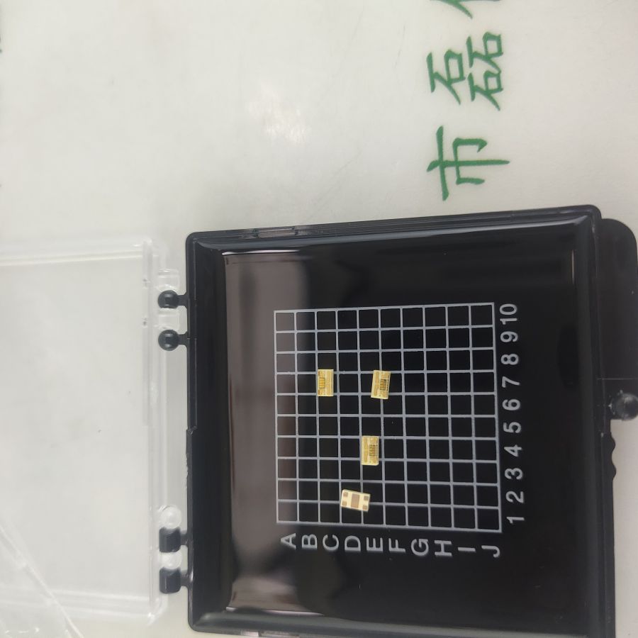 EXCELITAS埃塞力达 TPGAD1S11A-4A-905nm 1x4 SMD  脉冲激光二极管阵列