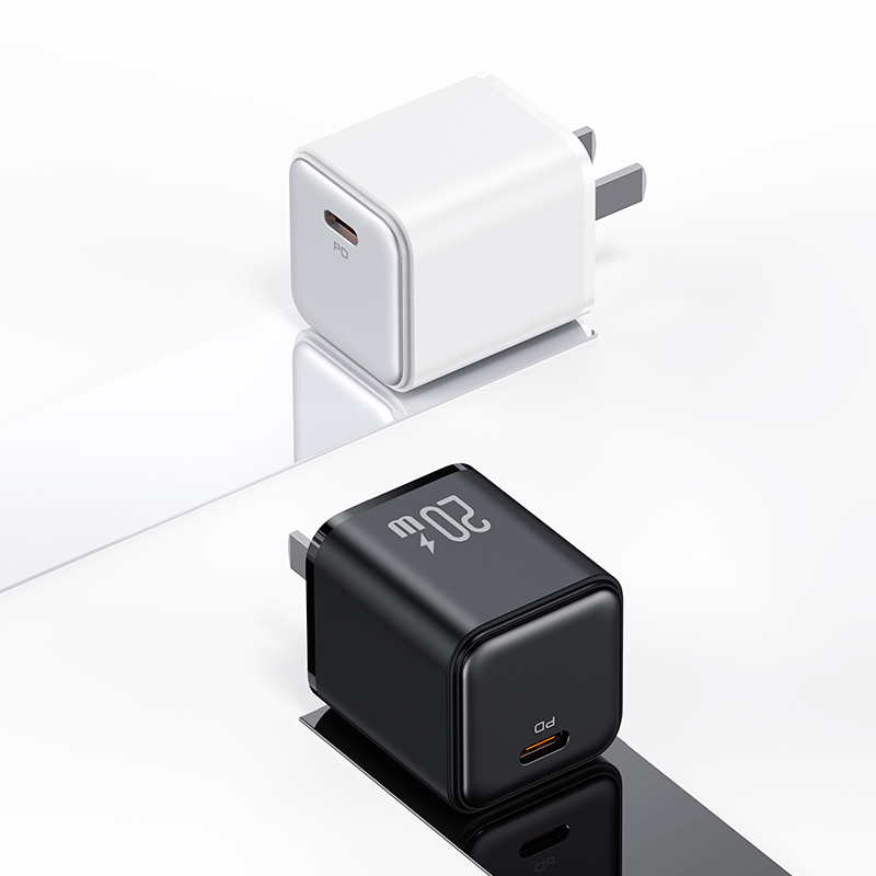 星朗系列 PD20W/PD30W 单口电镀款充电器 中规