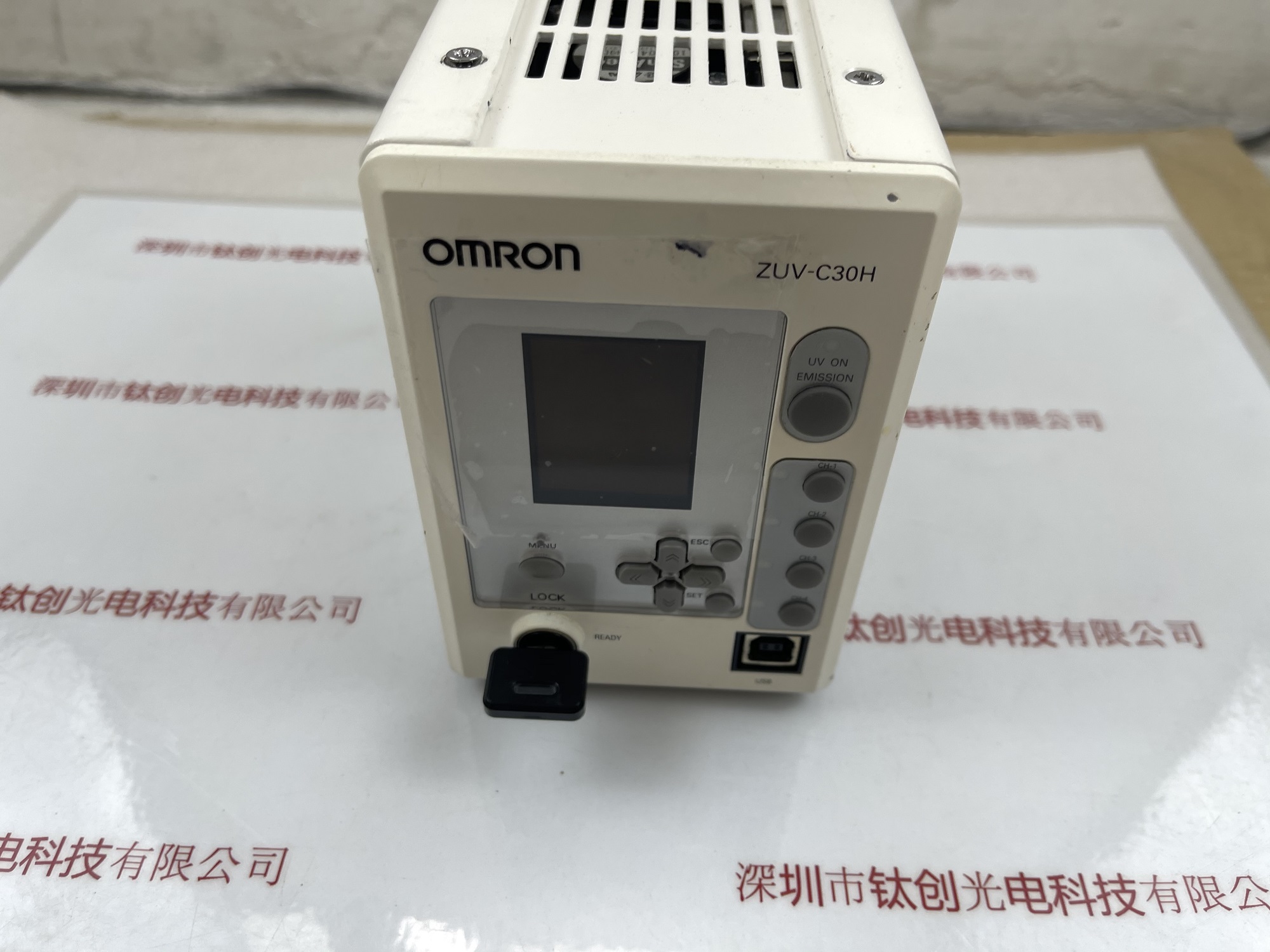 OMRON欧姆龙  控制器 ZUV-C30H