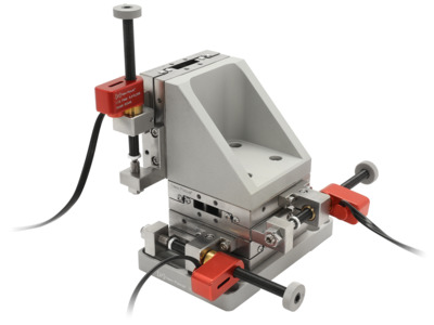 NEWPORT   优铂特    9063-XYZ-PPP-M    1.0英寸行程哥特式曲拱压电线性位移台