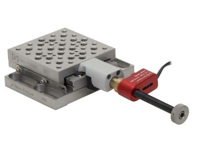 NEWPORT   优铂特    9067-X-P-M    交叉滚珠轴承 Picomotor 线性平移台