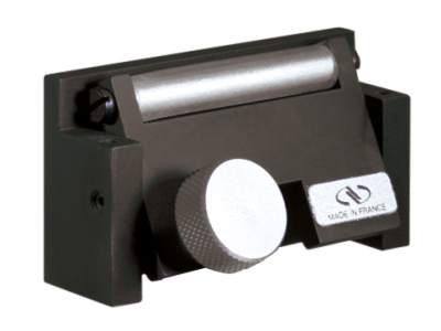 NEWPORT   优铂特     M-PPL17     Edge Grip™ 指旋螺钉夹滤光片夹具