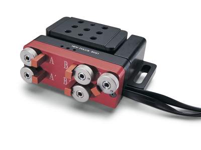 NEWPORT   优铂特    8081-M   多轴压电电动对准位移台