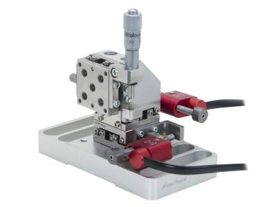 NEWPORT   优铂特   9061-XYZ-PPN-M    紧凑哥特式曲拱轴承 Picomotor 线性平移台