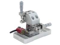 NEWPORT   优铂特   9061-XYZ-PNN    紧凑哥特式曲拱轴承 Picomotor 线性平移台