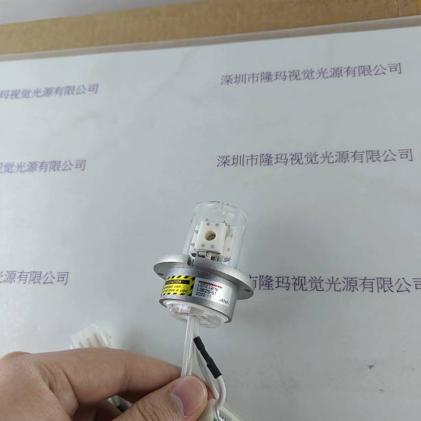 HAMAMATSU滨松 L9626-01 氘灯