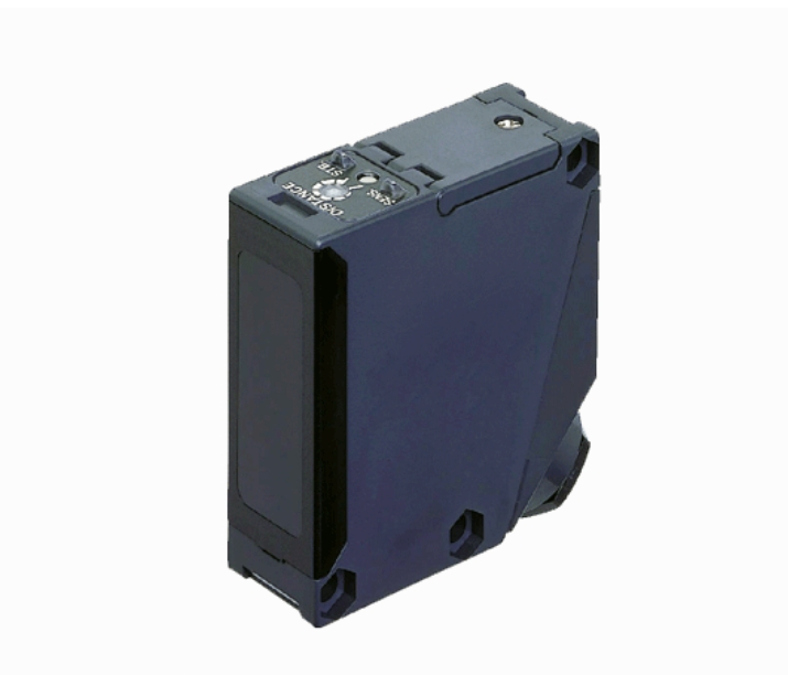 Panasonic 松下  EQ-501 距离設定反射型光电传感器[放大器内置／多电压电源]