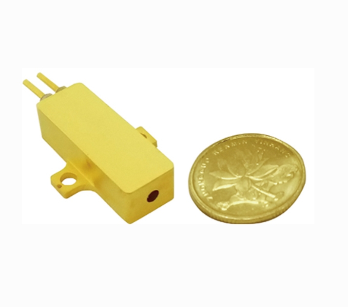 Sintec 新特    STXL高重复频率1535nm微芯片激光模块
