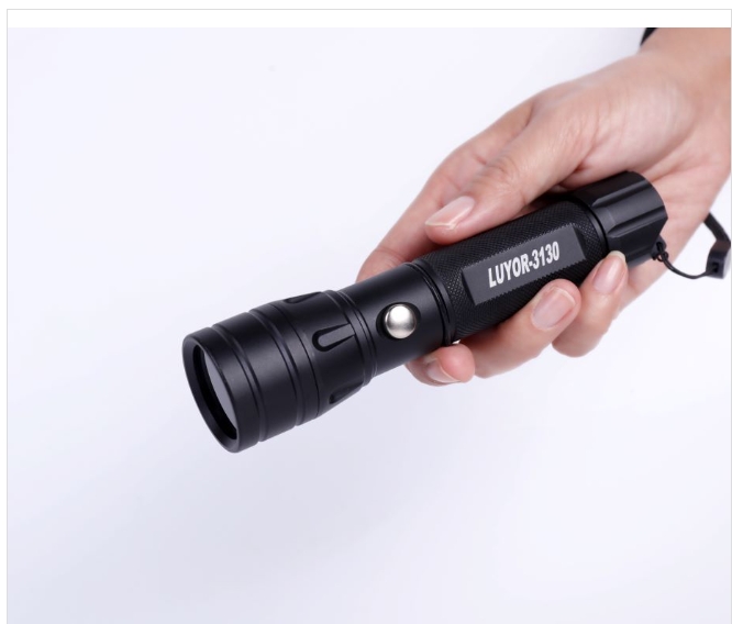 LUYOR  路阳    手电筒式脱脂检查黑光灯LUYOR-3130