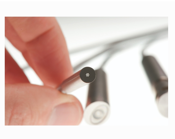 AVANTES 爱万提斯    FCR-7UVIR200 带小型探针反射探头