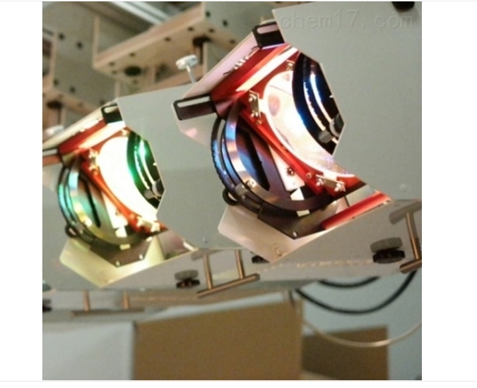 Spectral science 努美科技  悬挂式大面积红外太阳模拟器