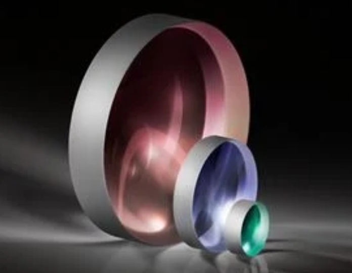 Edmund 爱特蒙特   20mm Diameter x -100 FL, VIS-NIR Coated, Plano-Concave Lens 平凹透镜