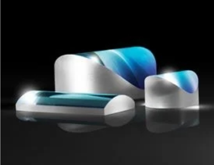 Edmund 爱特蒙特   柱面镜 正方形25.4 X 焦距250 未镀膜