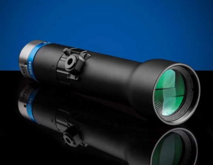 Edmund 爱特蒙特     0.5X内置照明端口的银系列远心镜头