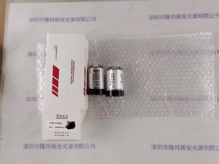 HAMAMATSU滨松      CR332     光电倍增管