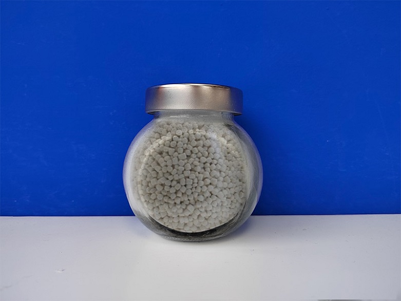 聚烯烃膨胀型无卤阻燃剂母粒 110MB80