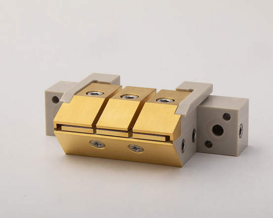 Focuslight炬光科技 FL-HA18-1X3-150-808 微通道冷却叠阵激光器