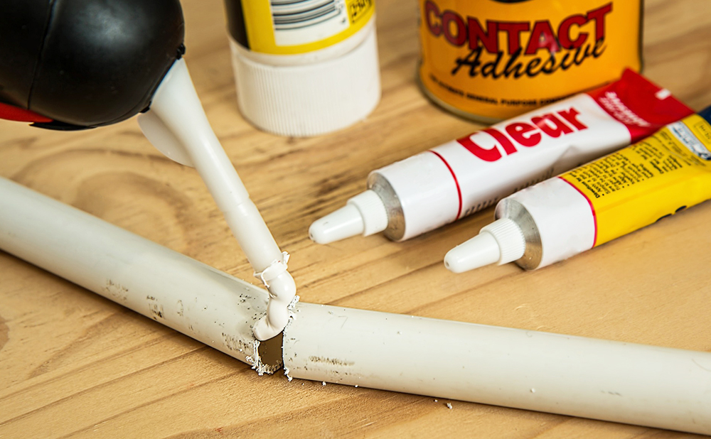 Organic and inorganic pigments