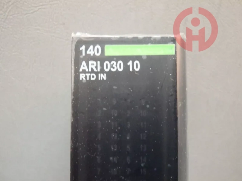 SCHNEIDER 140ARI03010 analog input module