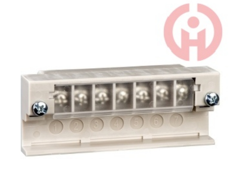 SCHNEIDER 140XTS00500field power connector