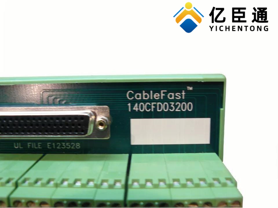 SCHNEIDER 140CFD03200接线端子块