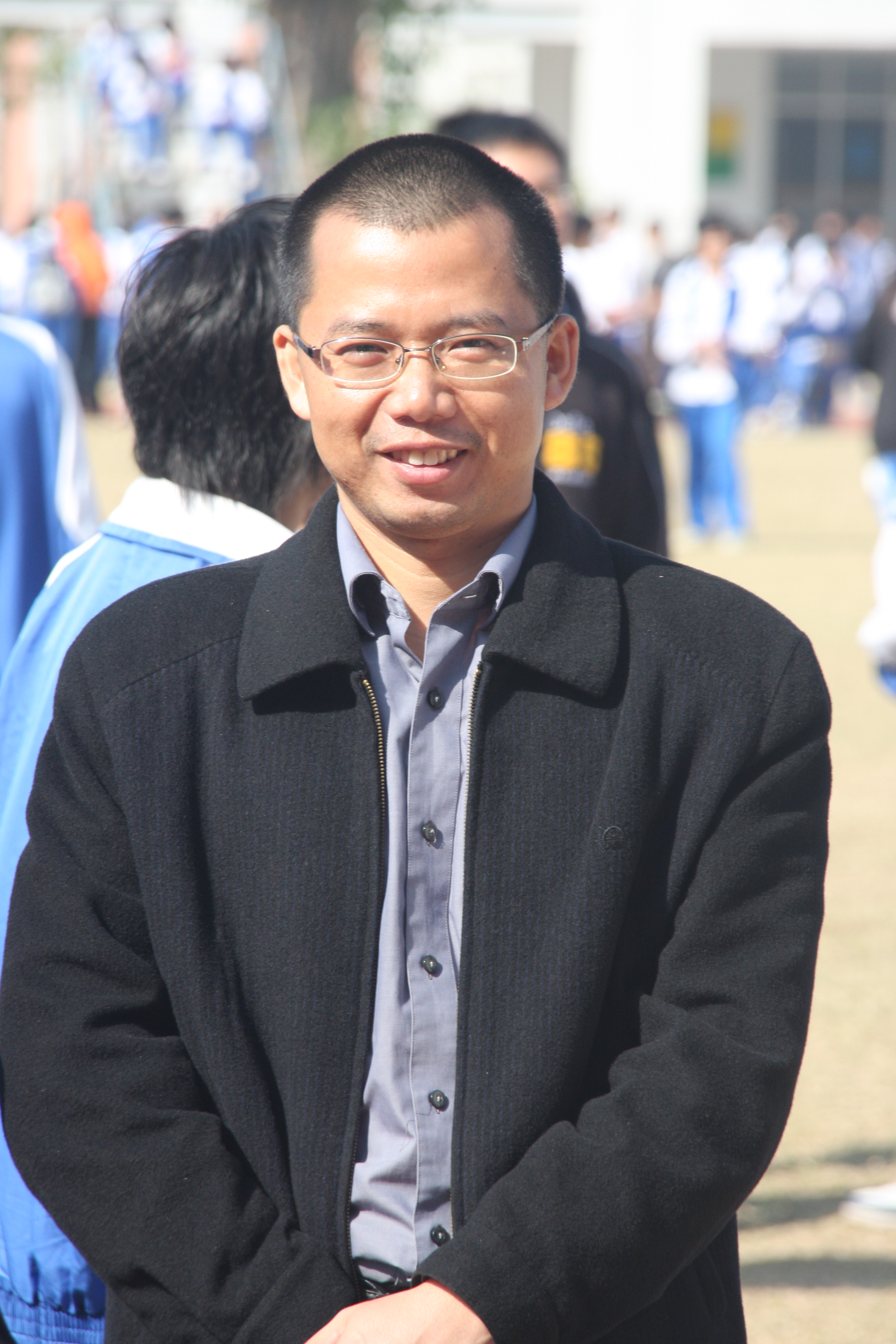 卢春华
