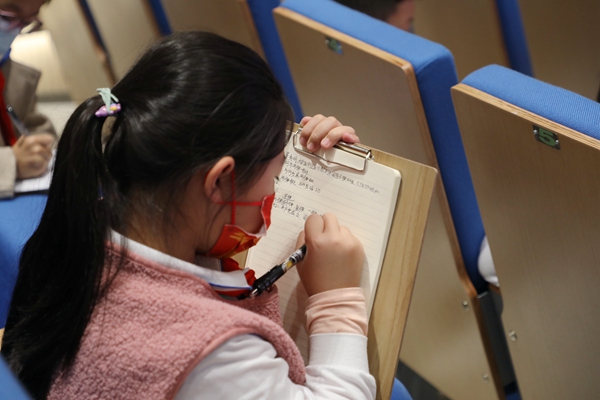 0db7f1aabb7fe95a866939fa504d879f.jpg