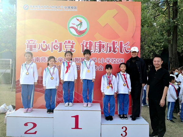 25d703480aa2ca585db8367288592ca3.jpg