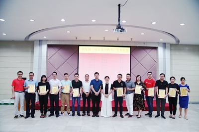 2adc63d6b9f748d833b10dcfab081ed8.jpg