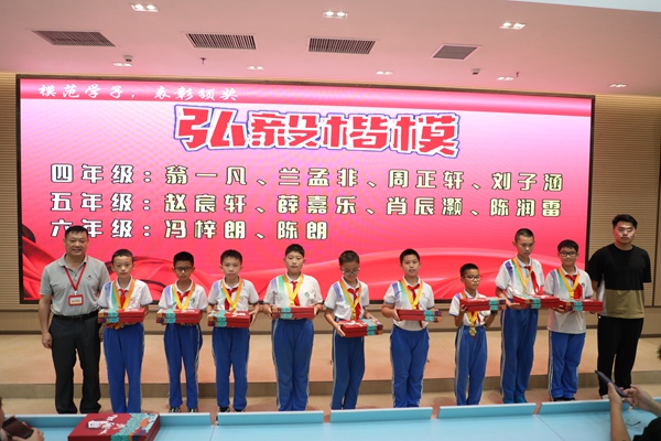 599c6a14b604c4deaacbf481b1a639c2.jpg