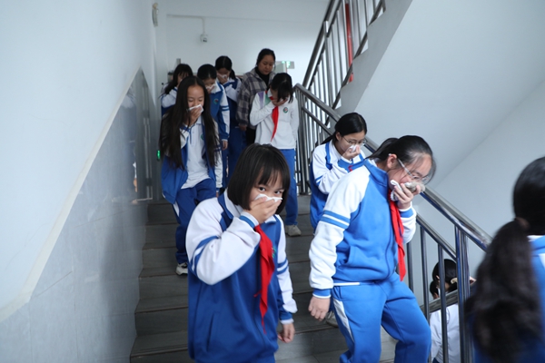 68d51c611babcc86c65ddb512664590e.jpg