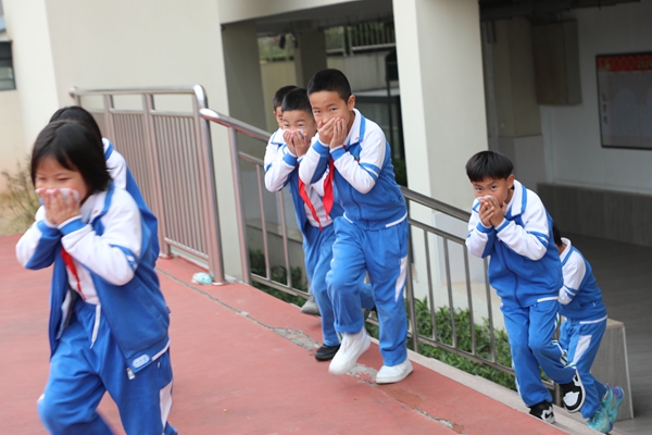 7bd03ac4d9ccac25ba33b3363e29eb80.jpg