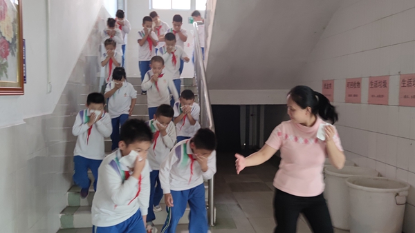 9d73a6db59c403f82e4a03ada87a326d.jpg