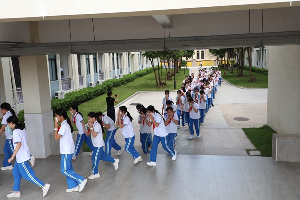 acd76e3a7be340a5e728fffb8f2b36c2.jpg