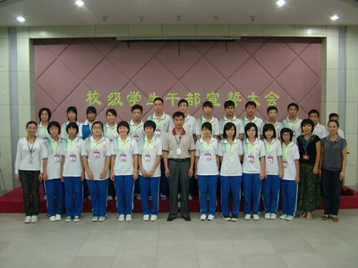 b438c1edc2cb2bd88e11d8f551a7b275.jpg