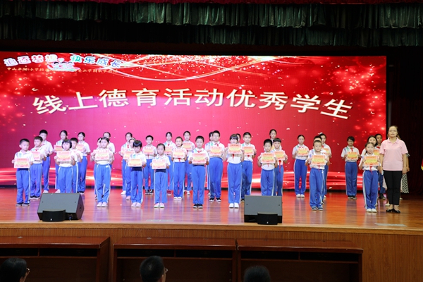 d5caf9be31d2b92a28ef4d1590624768.jpg