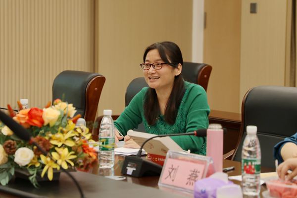 dea7d04d3c3e4a9c6f6238cfeb1821f7.jpg