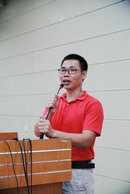 曾声全副主任主持.jpg